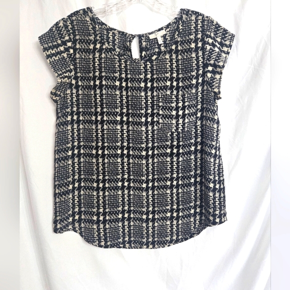 Joie Black/Cream Houndstooth Print Silk Blouse - Picture 1 of 9